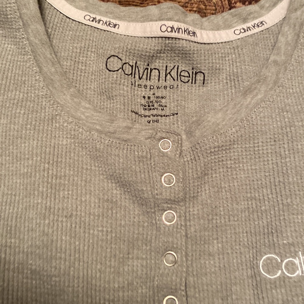 Calvin Klein lounge set - Picture 6 of 8